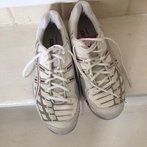 ASICS Gel 8.5 tennis sneakers